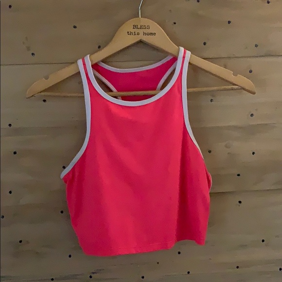 Activewear. Crop Top - Picture 1 of 2